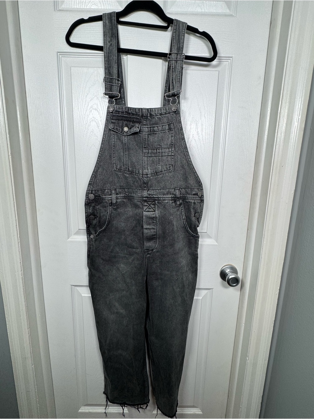 Free People We The Free Black Denim Raw Hem Overalls Size 26
